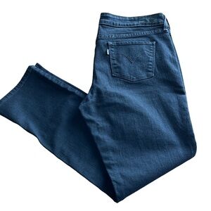 Levi’s black jeans slight curve classic rise slim leg classic size 12/31